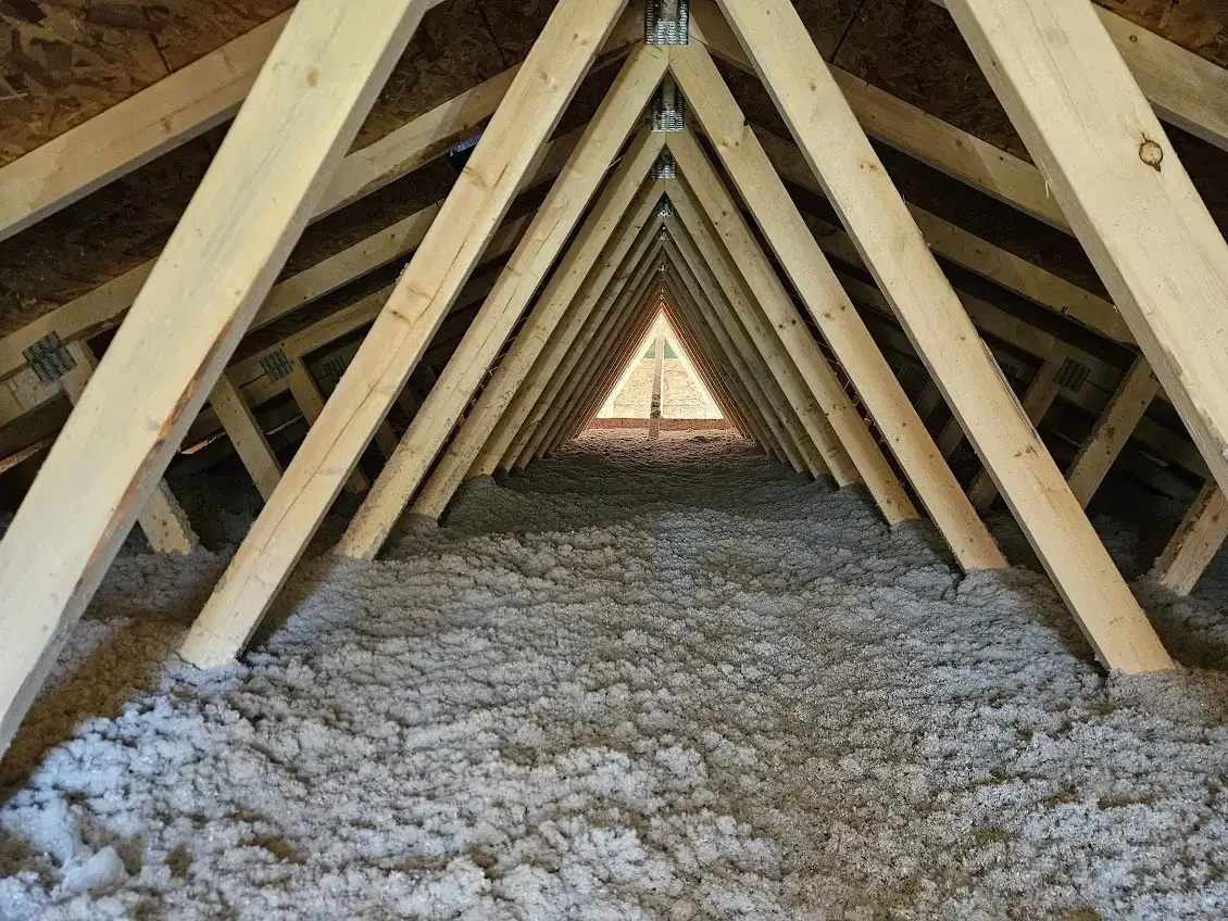 Insulation contractors Winnipeg, cellulose attic insulation